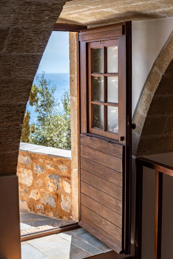 Villa Kyklamino Castlehouse Monemvasía Exterior foto